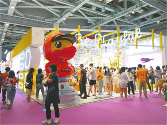 小黄鸭展位设计搭建