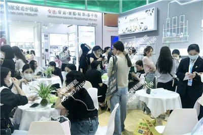 法国菲茨美博会展台设计搭建