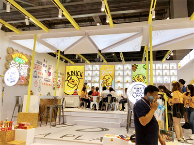 小黄鸭展位设计搭建