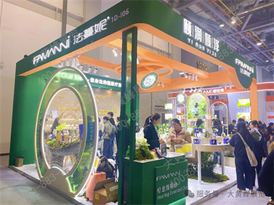 颐润颐泽展台设计